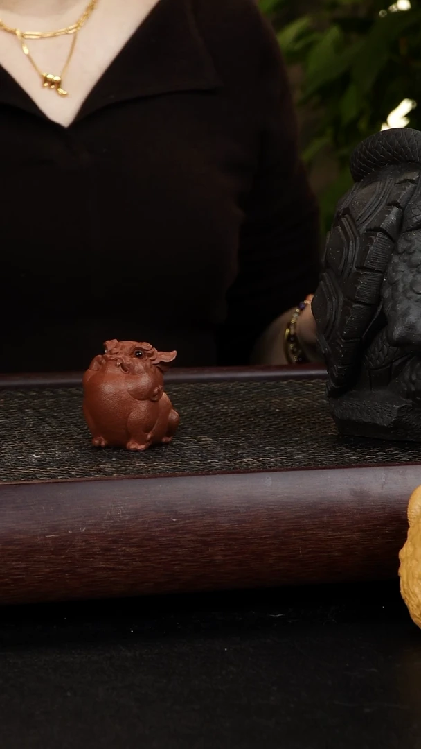 紫砂茶宠成*萌宠 降坡  貔貅