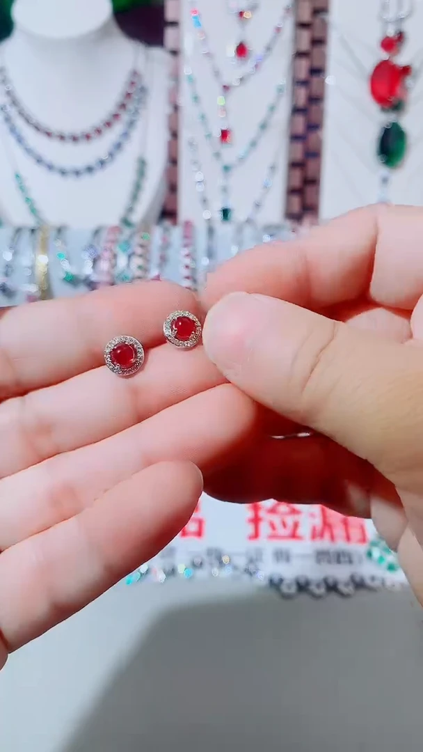 未镶嵌耳饰红宝石红宝石圆小耳钉