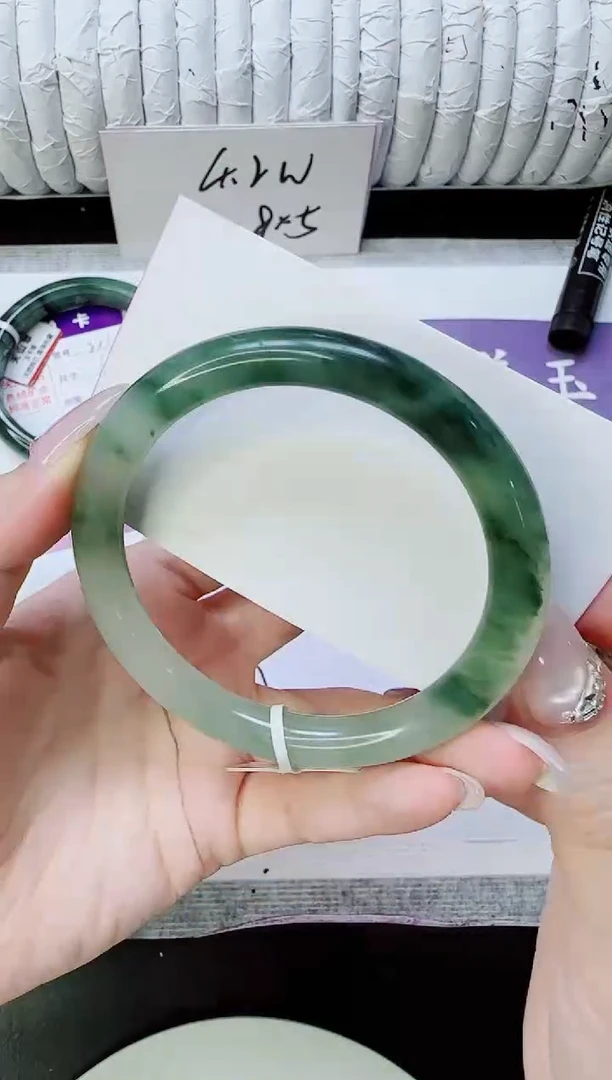 未镶嵌手镯石英质玉222/61