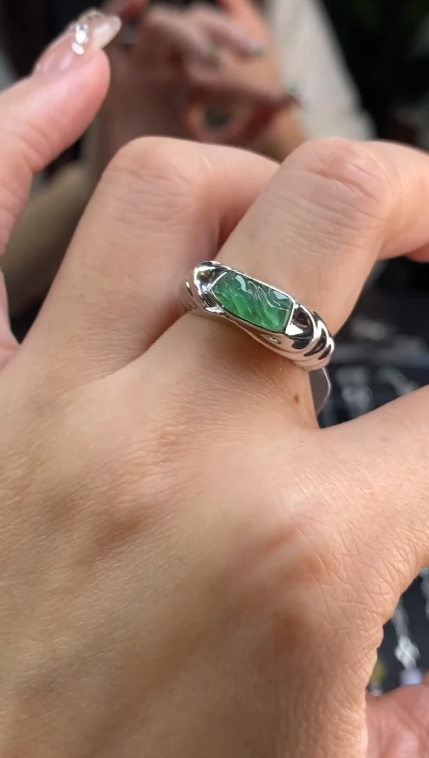 颈饰银S925镶嵌翡翠净货17467