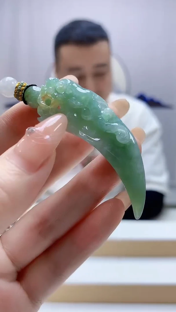 未镶嵌定制翡翠4898DD-毛货挂件51