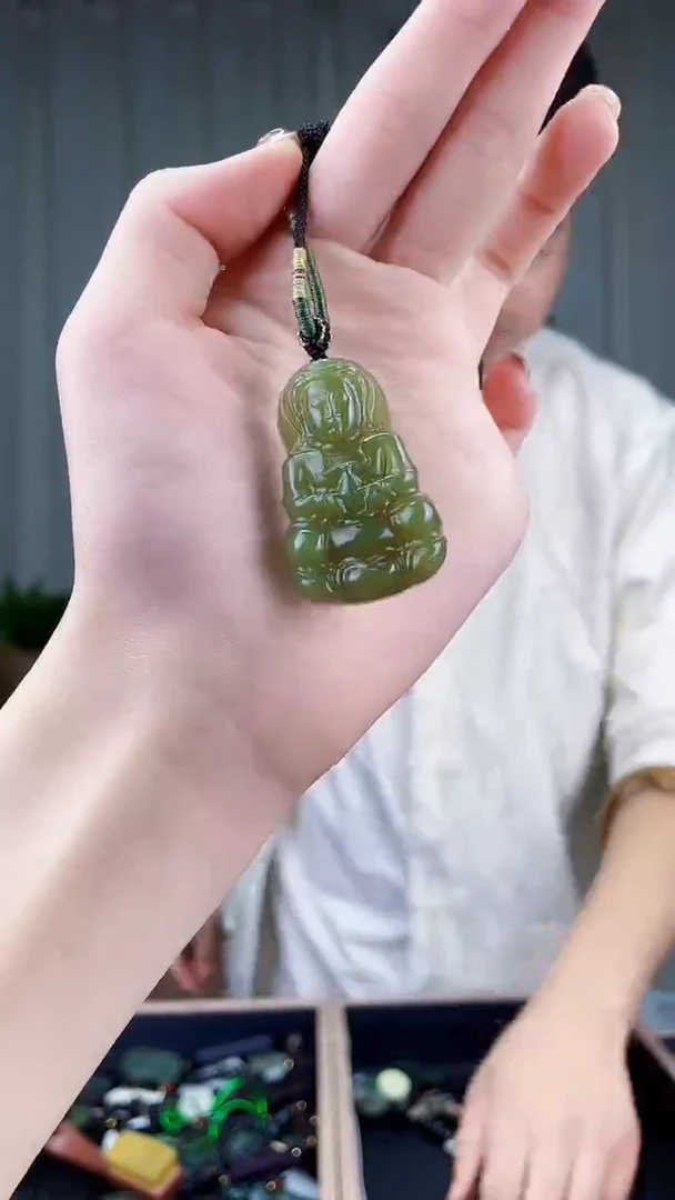颈饰未镶嵌和田玉拍一发一，多样性发货！