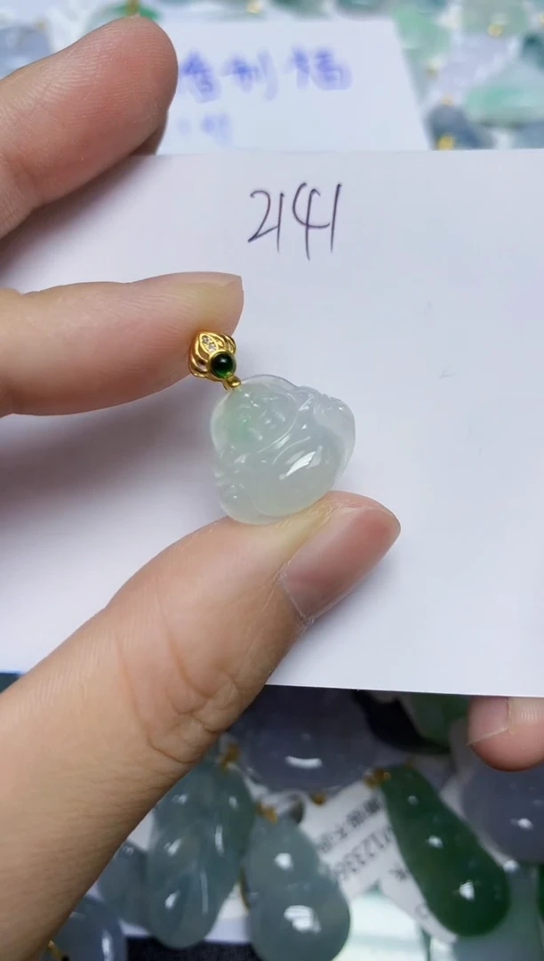 翡翠未镶嵌颈饰天然缅甸翡翠A货