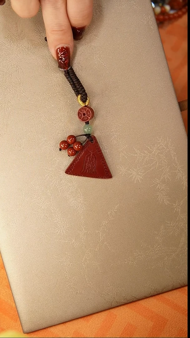 【闪购商品】琥珀颈饰未镶嵌挂件