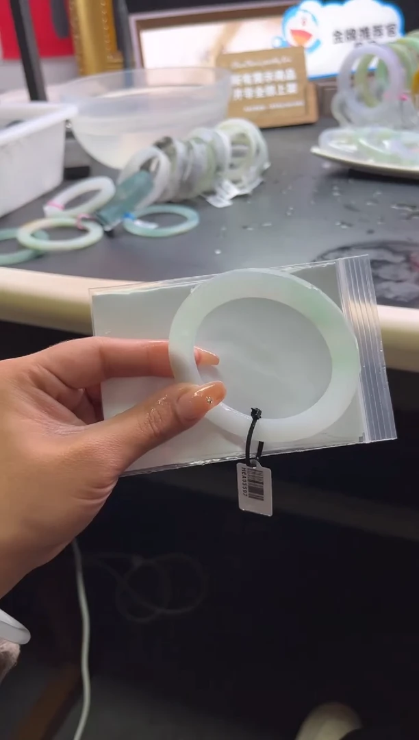 未镶嵌手镯定制翡翠54-61有瑕漏「定制不退不换」