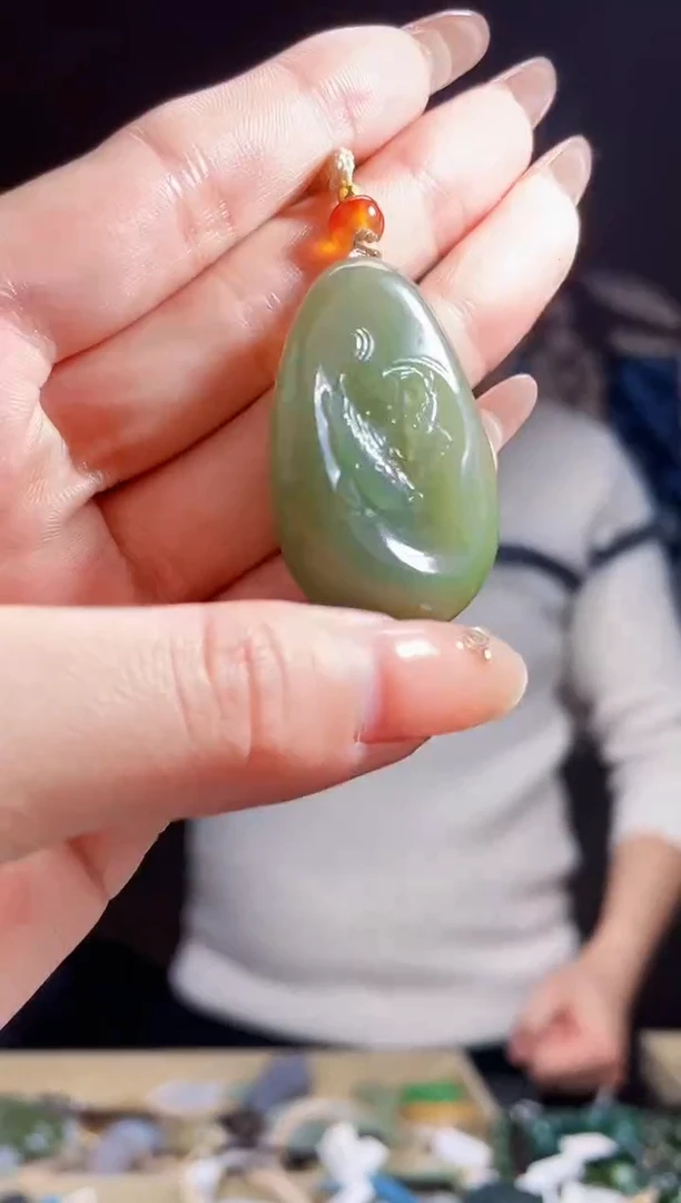 【闪购商品】和田玉颈饰未镶嵌拍一发一
