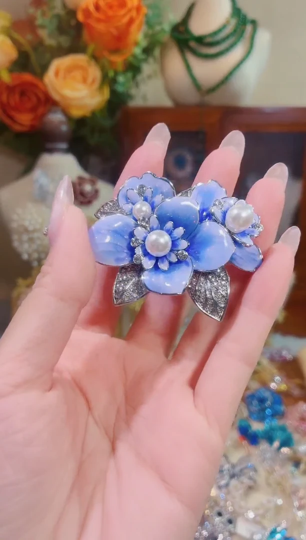 合成立方氧化锆铜合金紫丁香