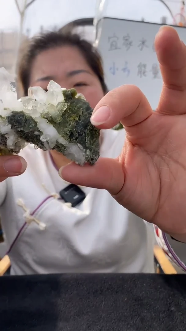 【闪购商品】水晶原石未镶嵌喜马拉雅原石D09