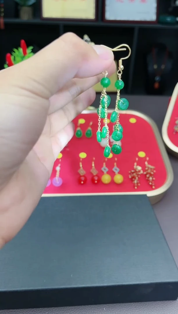 【闪购商品】玛瑙/玉髓耳钉银S925镶嵌5280000