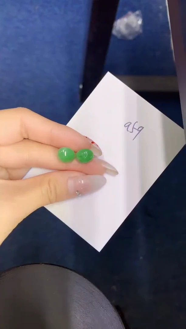 【闪购商品】翡翠颈饰18K金镶嵌0000000000