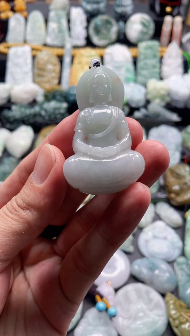 颈饰未镶嵌翡翠48  天然翡翠a货  大日如来