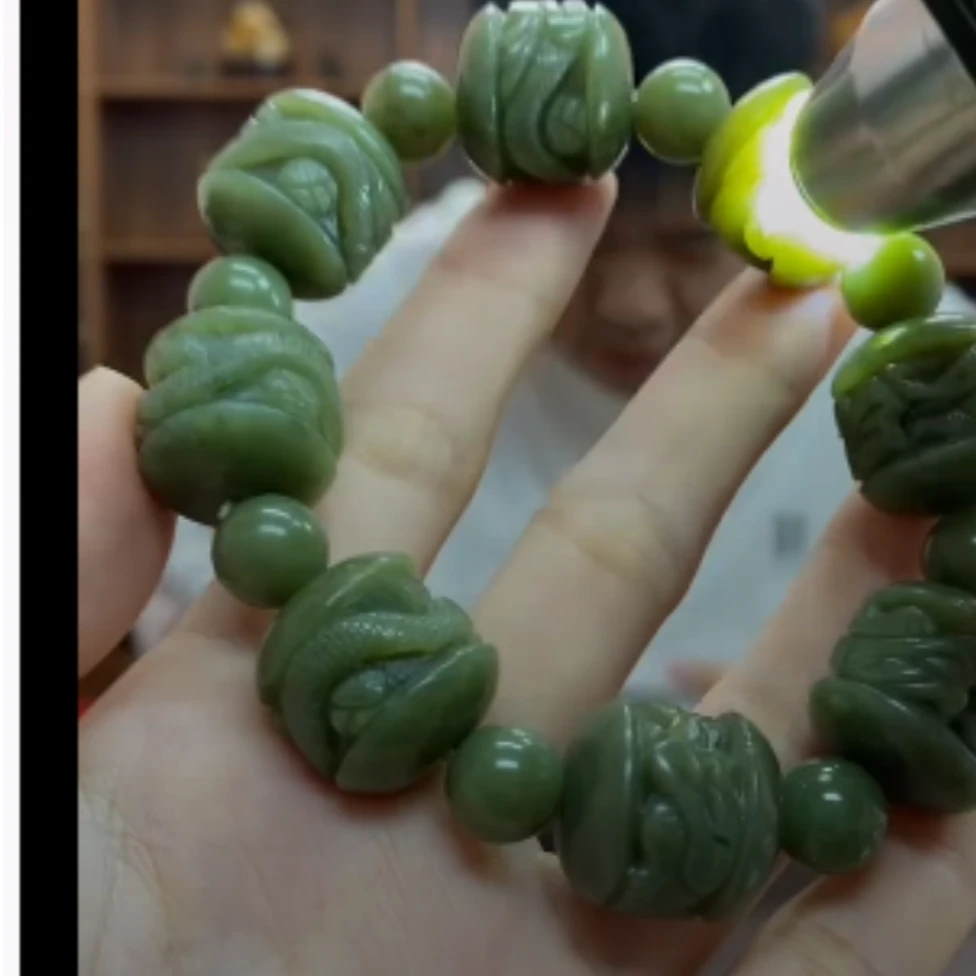 河磨玉龙盘柱手串-