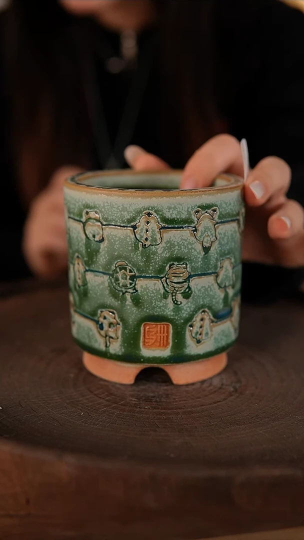 【闪购商品】红陶1-26-086默认有瑕口7.5