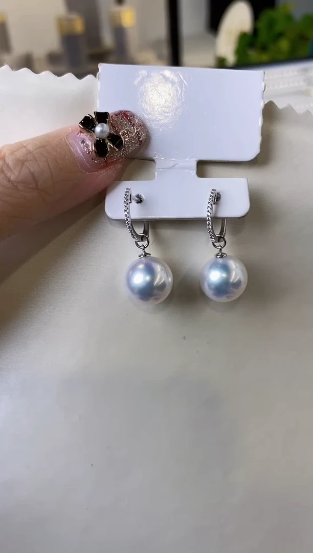 【闪购商品】海水珍珠耳饰18K金镶嵌11-12澳白珍珠耳饰