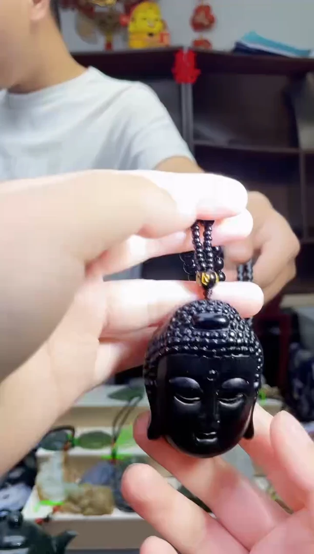 和田玉未镶嵌颈饰1