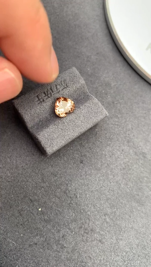 未镶嵌珠宝半成品碧玺1.9ct碧玺  AH  定制