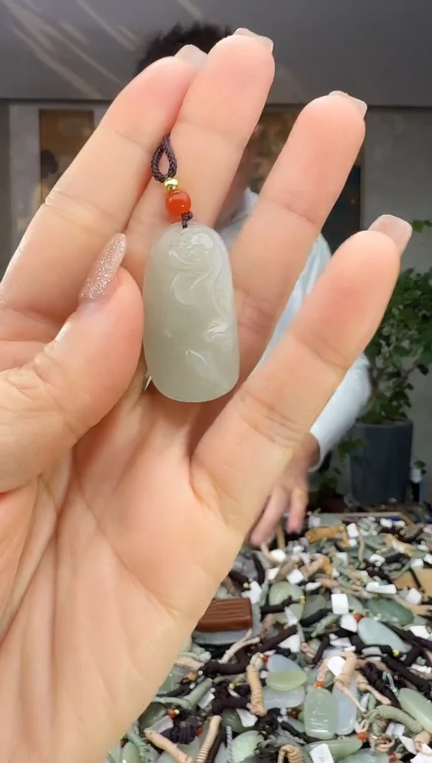 颈饰未镶嵌和田玉拍一发一多样性发货