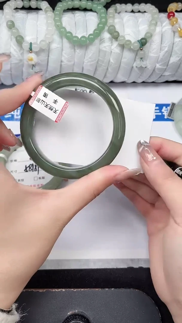 未镶嵌手镯石英质玉21-56/57