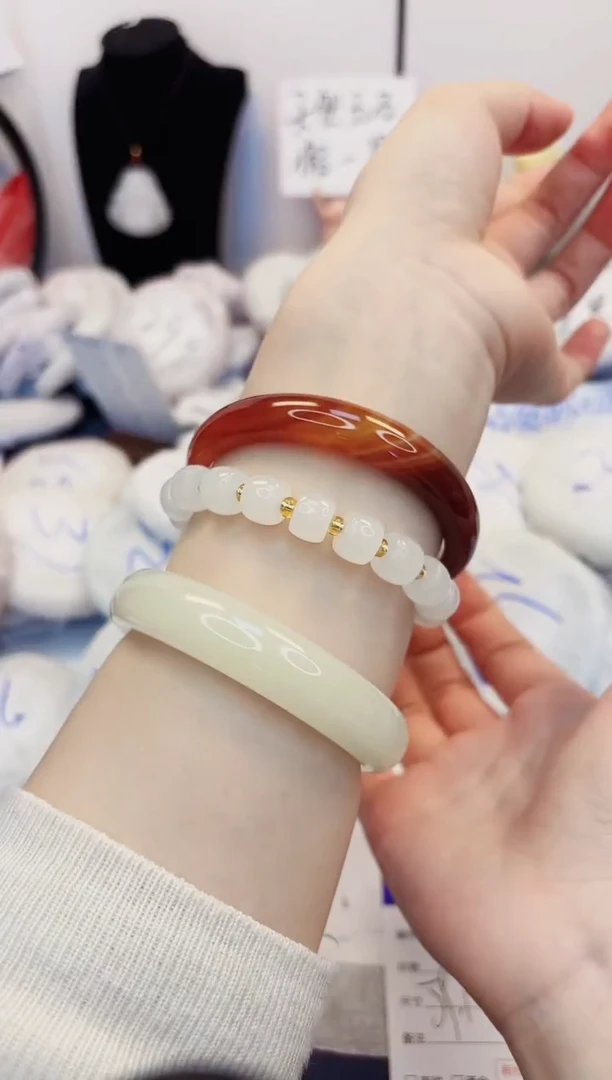 【闪购商品】石英质玉手镯未镶嵌419-玛瑙-圈口59