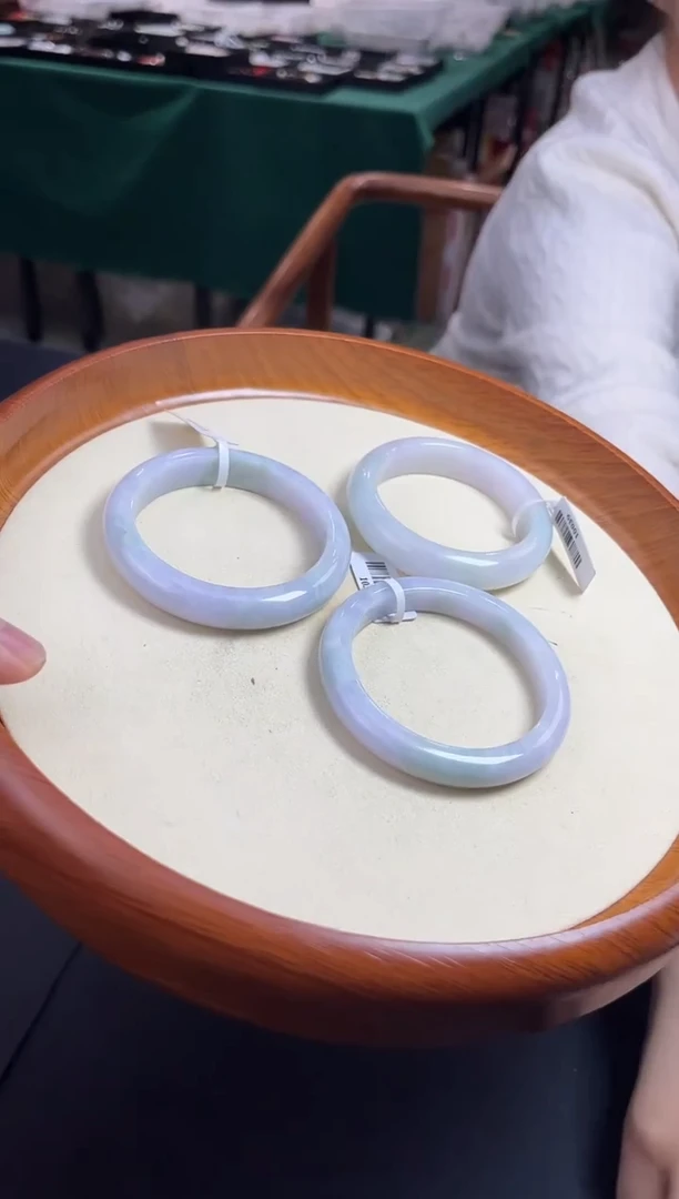 未镶嵌手镯翡翠10343/多样性发一个