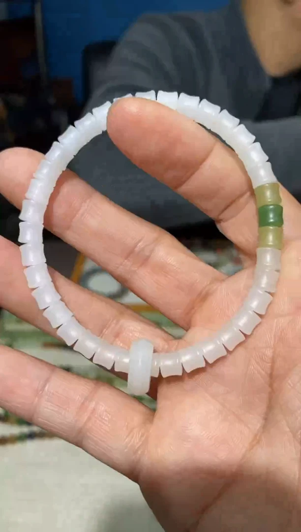 未镶嵌手链和田玉颜色多样性发货拍一发一