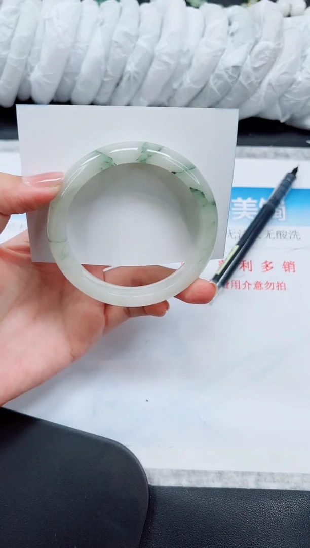 石英质玉手镯未镶嵌A231-60.5