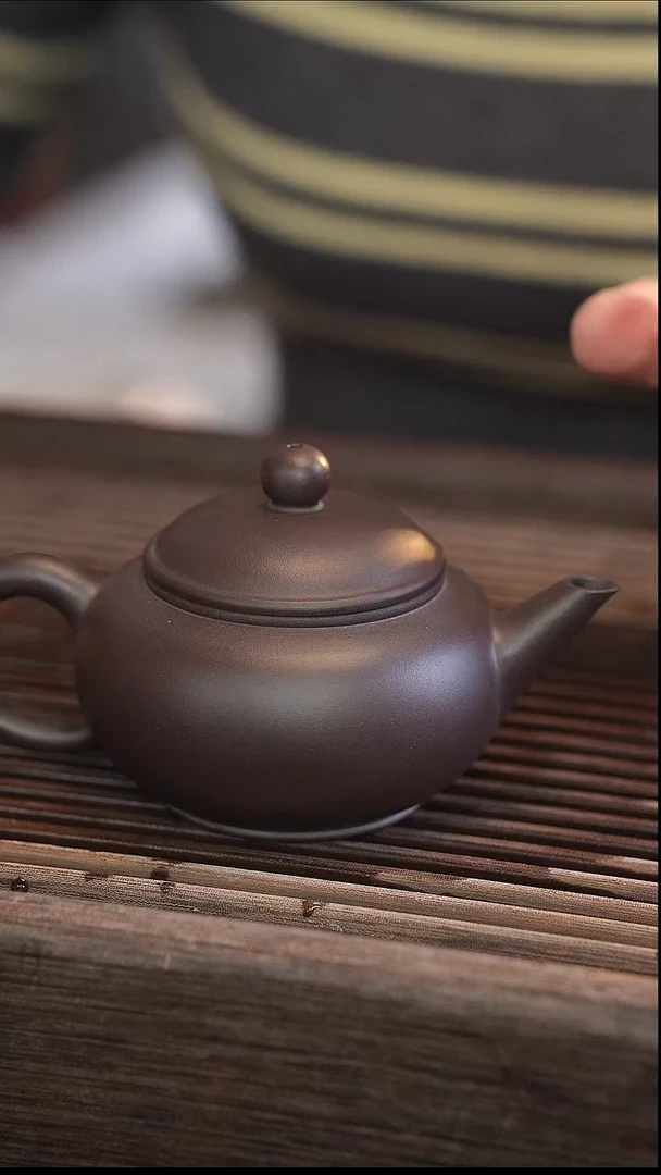 茶壶紫砂水平 蓝莲花 半手工 170cc