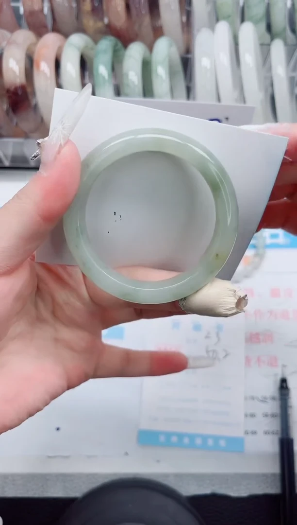 【闪购商品】石英质玉手镯未镶嵌A23-50.2