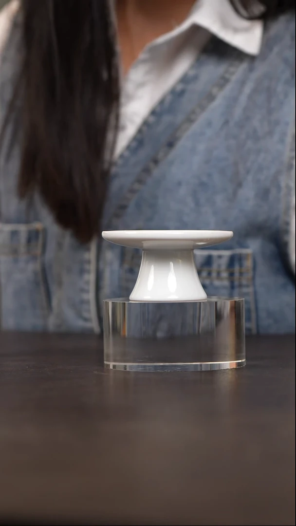 白胎手工高足盖置