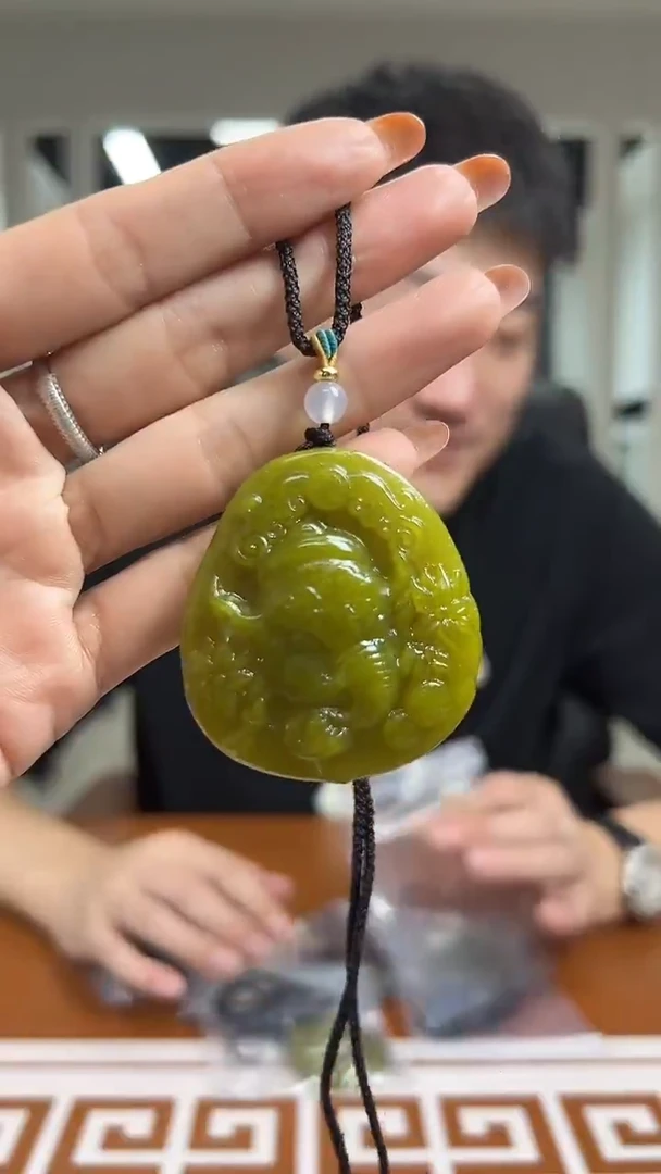 未镶嵌岫玉其它多样性发货一件微瑕