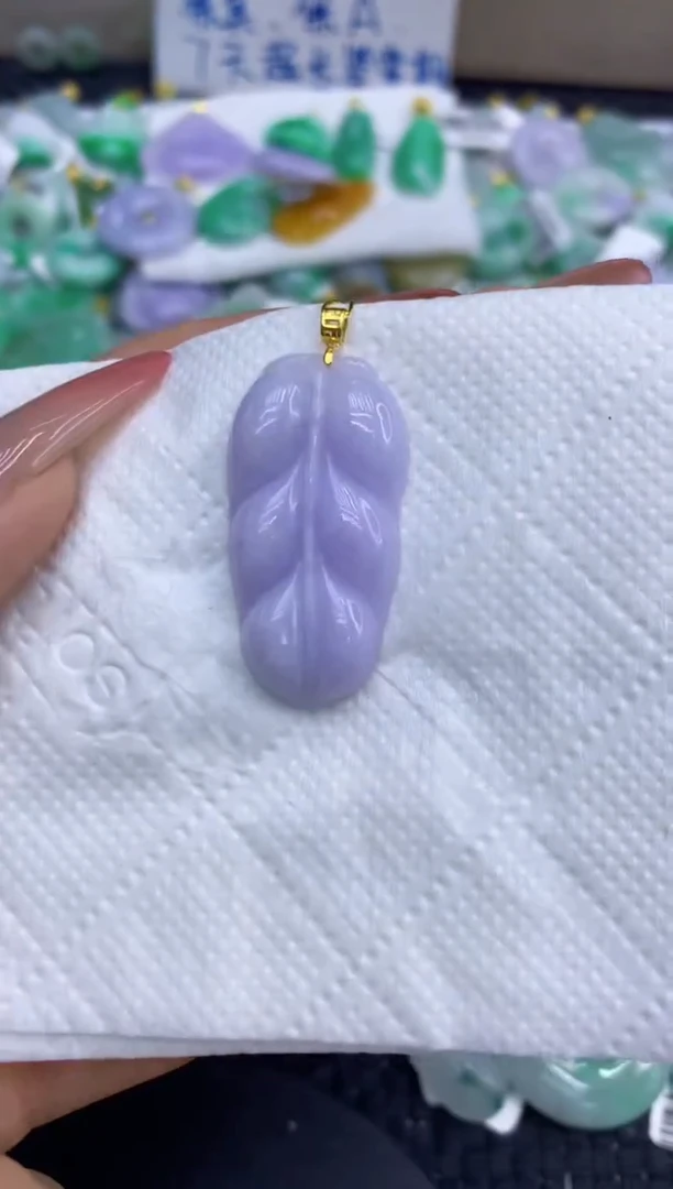 颈饰18K金镶嵌翡翠天然缅甸A货翡翠