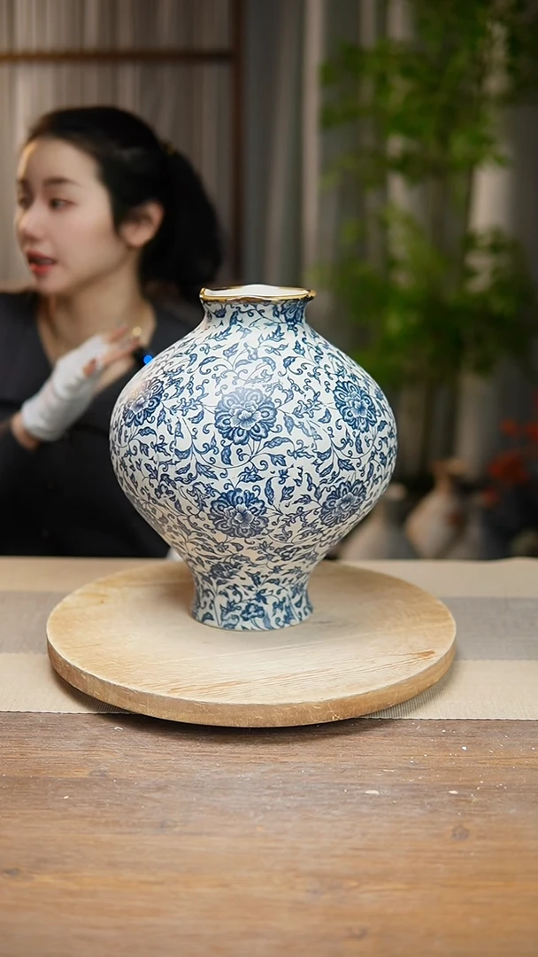 【闪购商品】陶瓷花器青花瓷缠枝莲灯笼