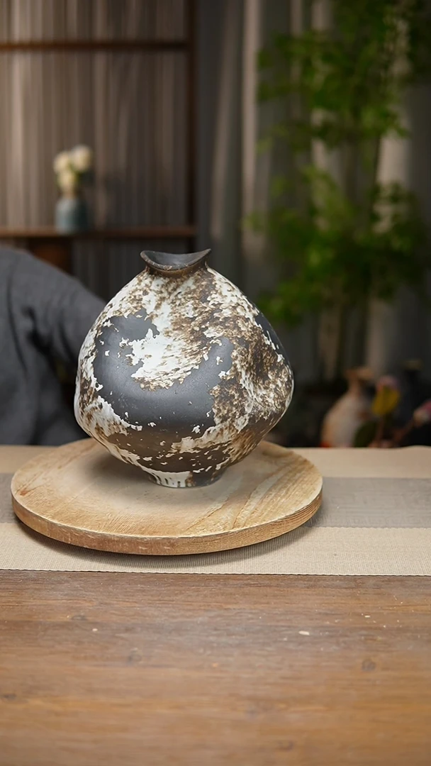 【闪购商品】陶瓷花器诧寂黑大肚