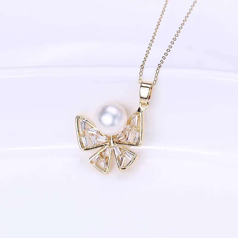 蝴蝶淡水珍珠铜合金吊坠不含链【金色/银色随机发一】