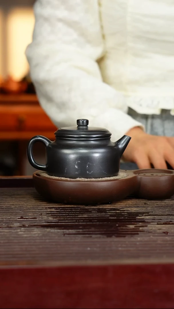 宜兴原矿紫砂壶茶壶宜兴原矿紫砂壶茶壶150C