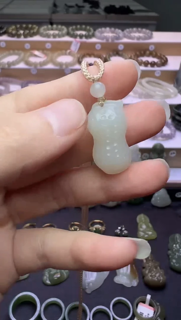 颈饰未镶嵌和田玉235号链接