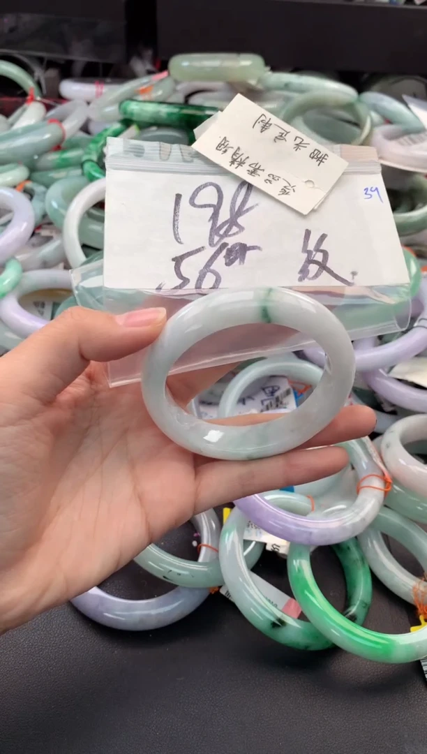 【闪购商品】定制翡翠未镶嵌毛货需精细抛光+多人