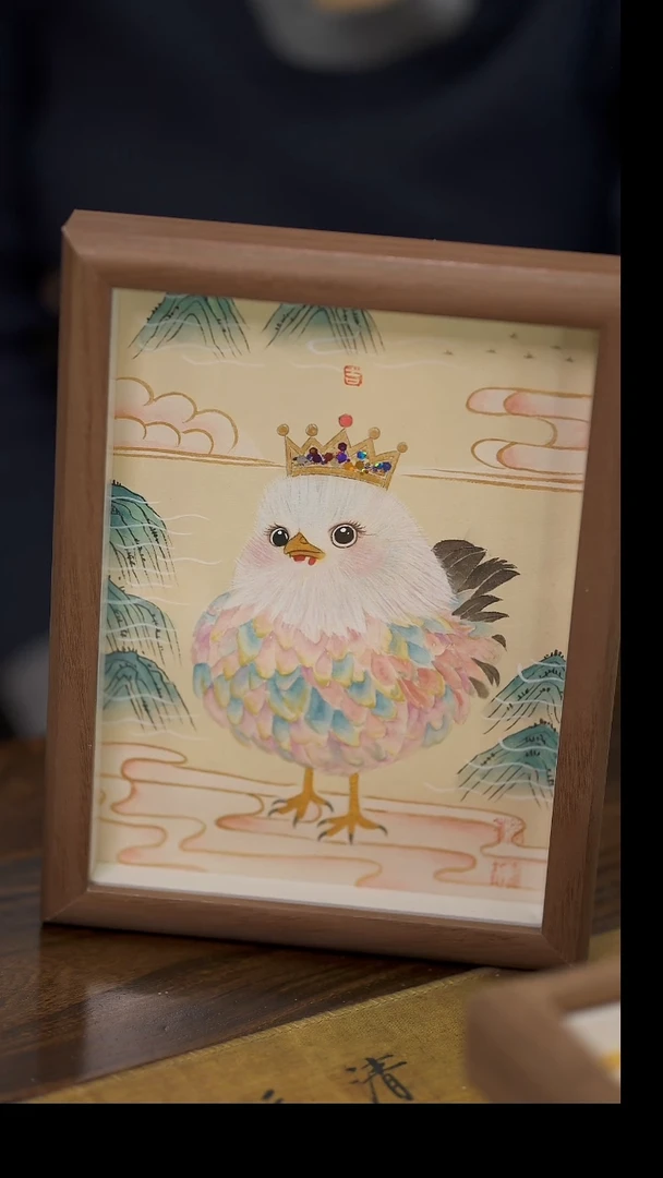 【闪购商品】装裱画八寸纯手绘皇冠鸡摆台