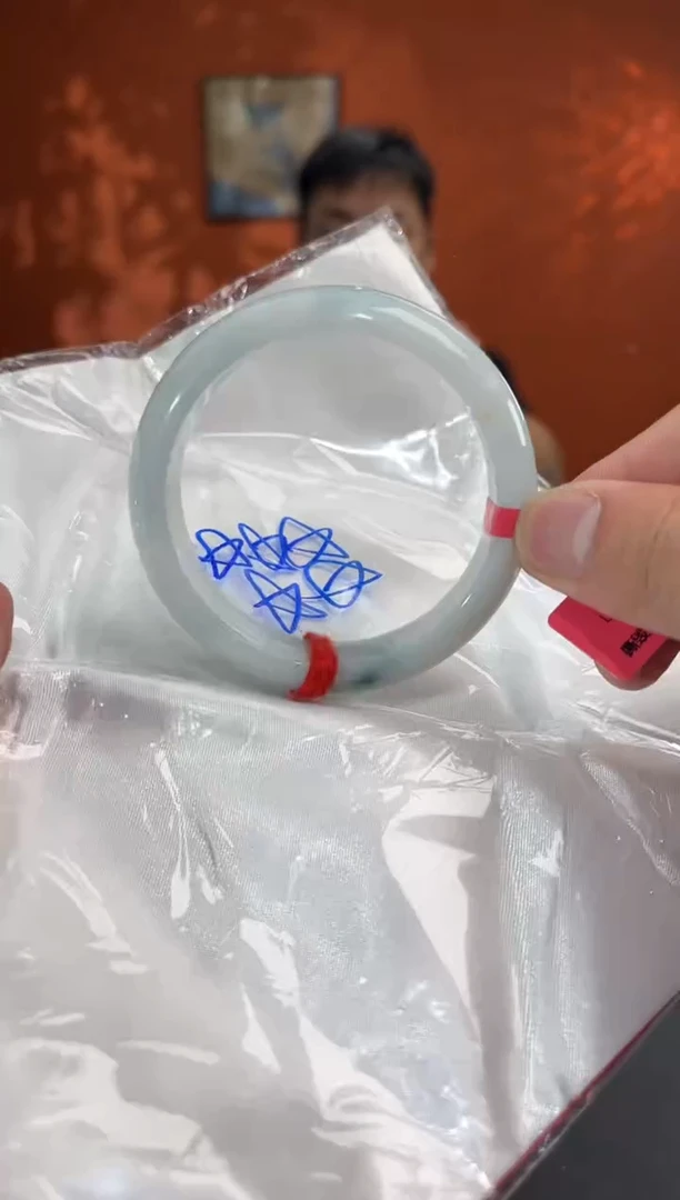 未镶嵌手镯翡翠翡翠手镯