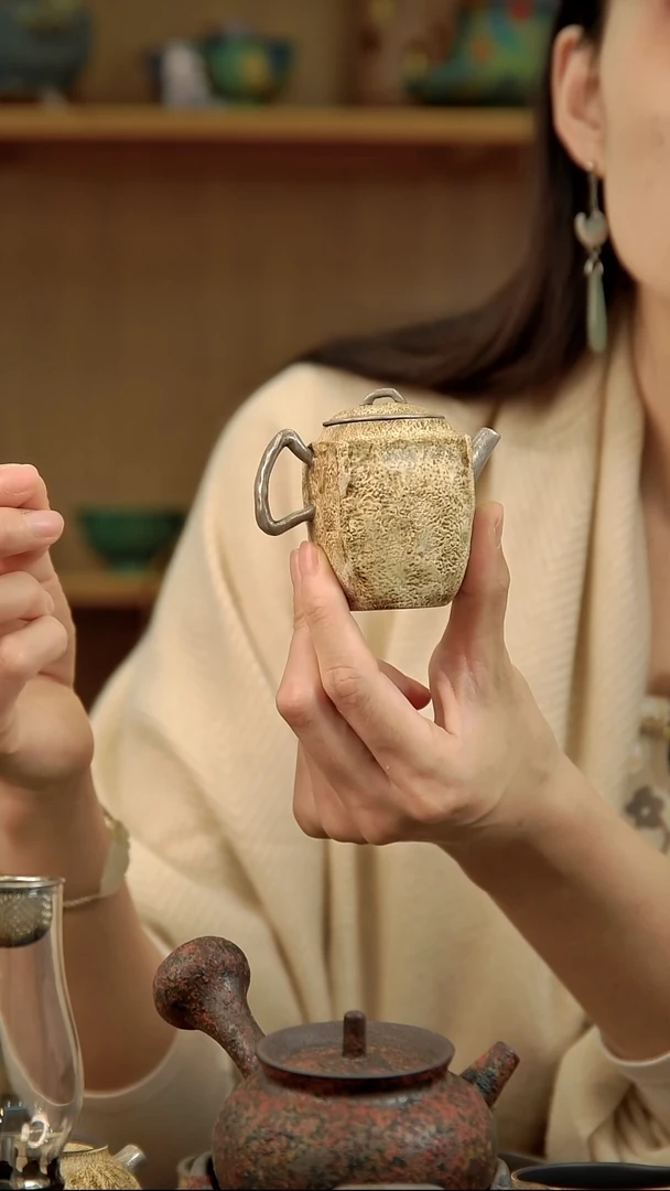 言野手作 粉引仿古四方壶