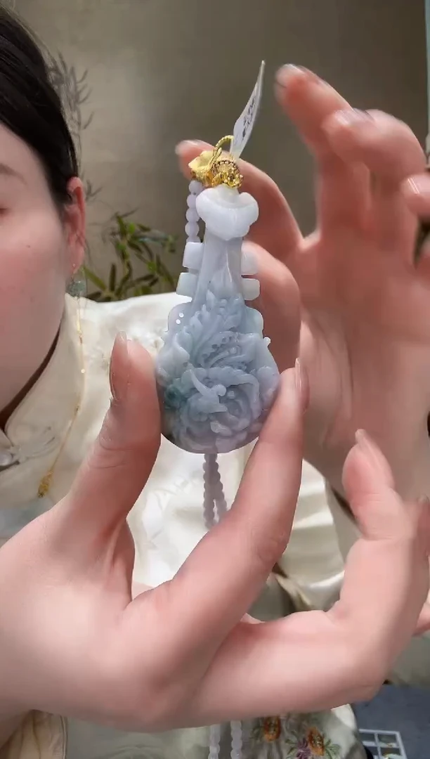 【闪购商品】翡翠颈饰未镶嵌吊坠