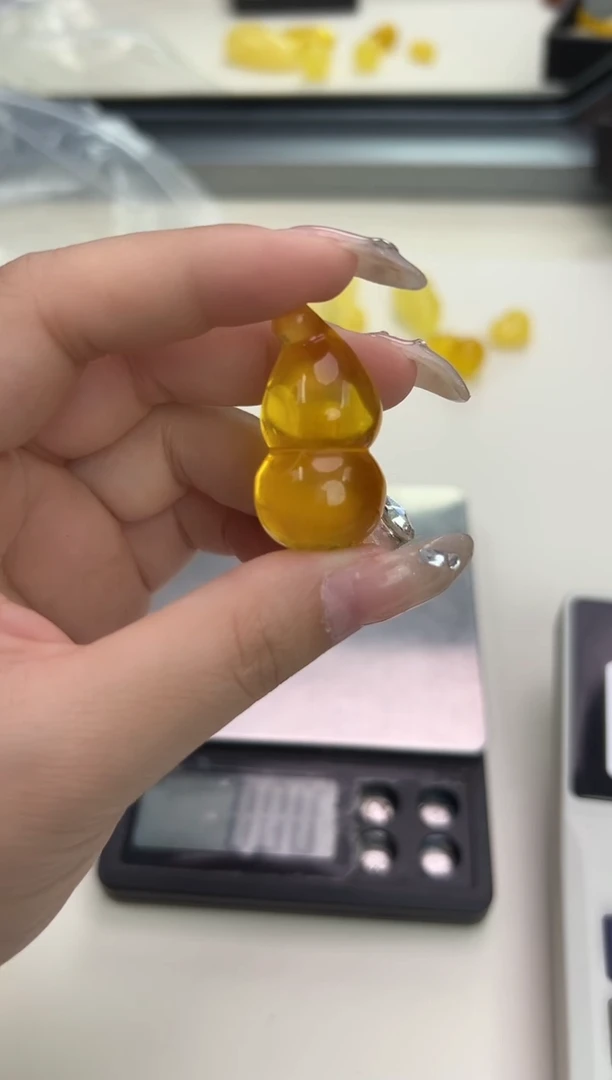 裸石琥珀未镶嵌琥珀蜜蜡吊坠
