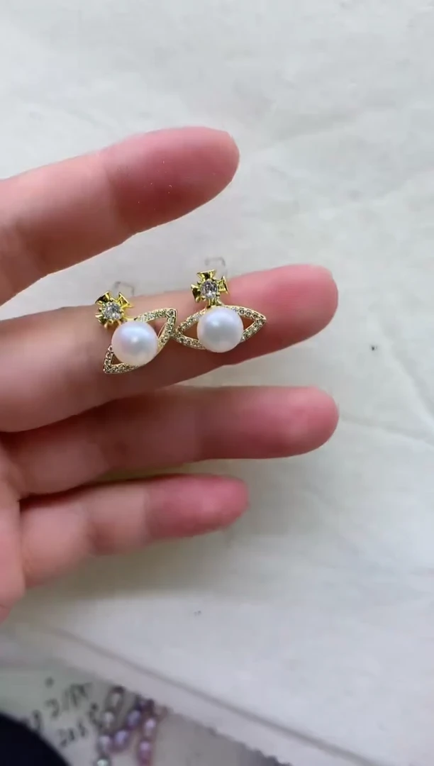 【闪购商品】淡水珍珠耳饰合金多发其一