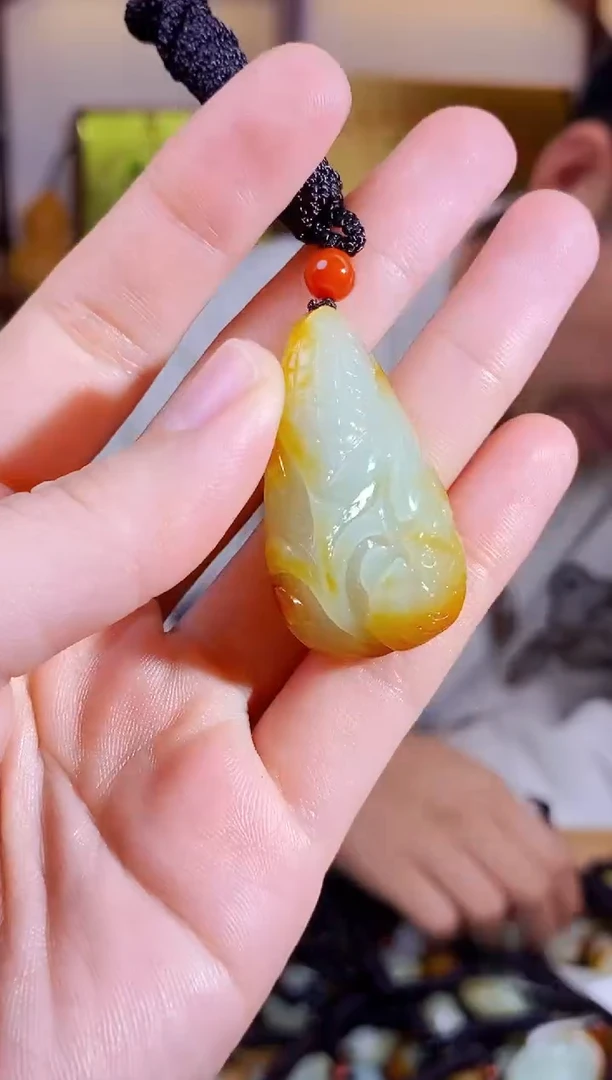 【闪购商品】和田玉颈饰未镶嵌1