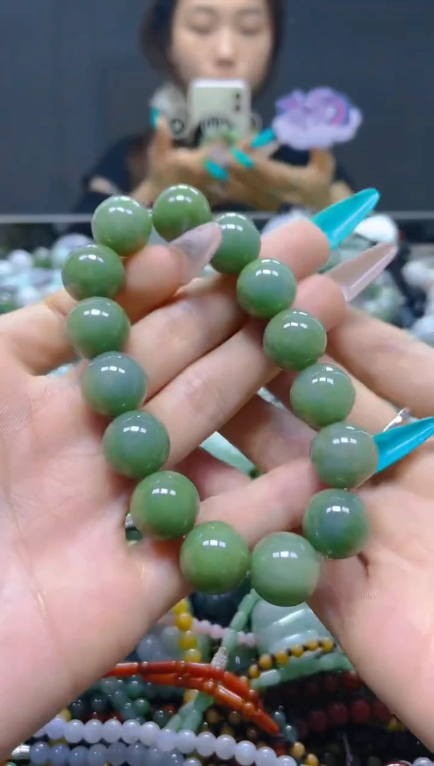 颈饰未镶嵌翡翠13MM/L/翡翠A货，一件也是批发价