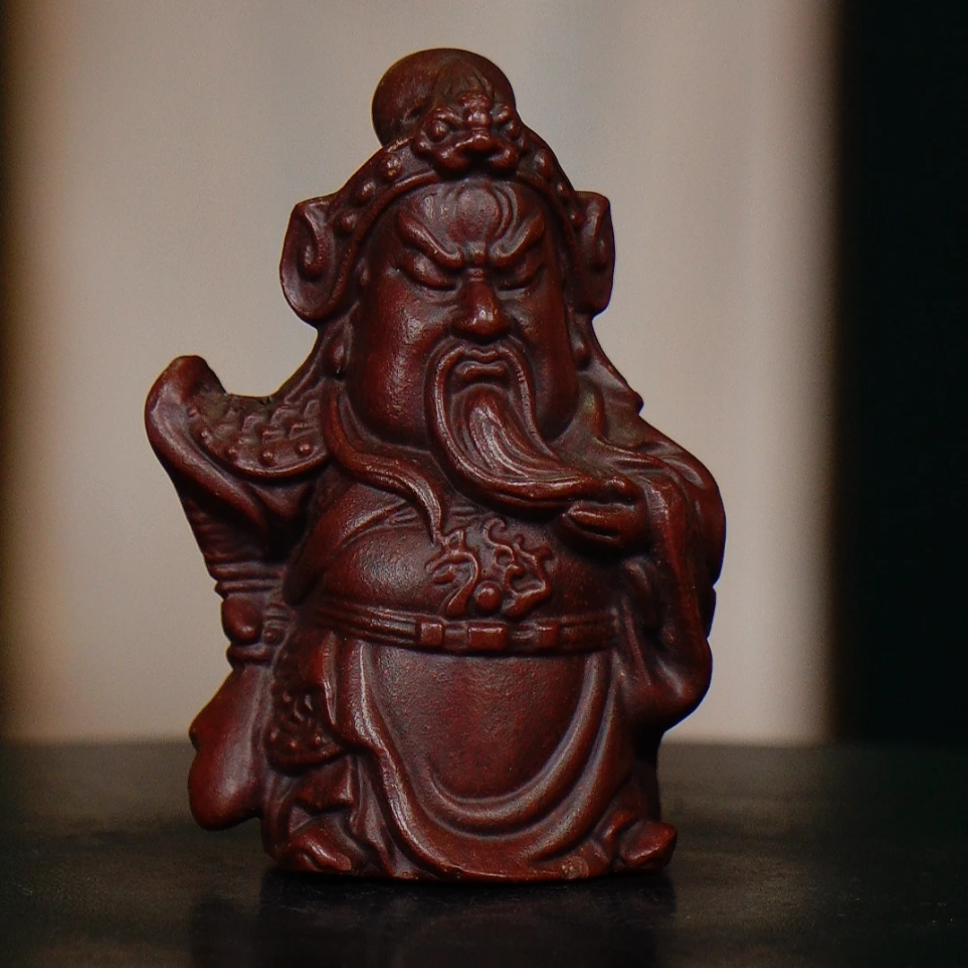 宜兴紫砂 紫 全身关公