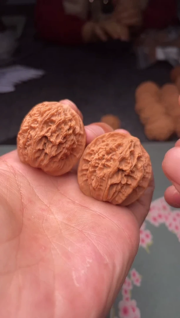 把件文玩核桃a2   盘龙纹   36尺