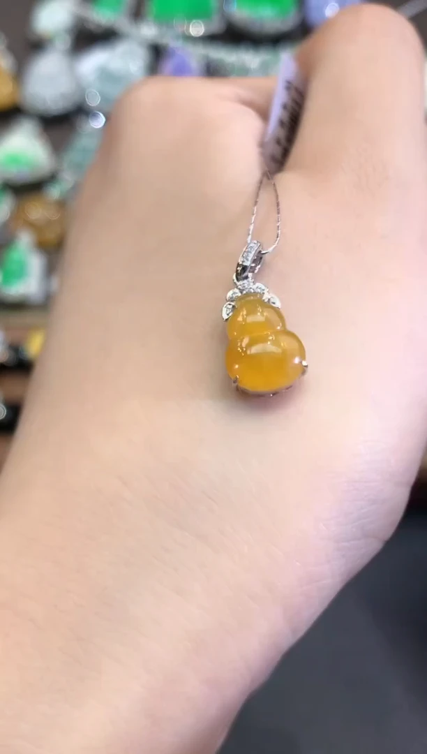 吊坠(不含链)18K金镶嵌翡翠B18