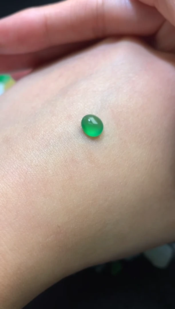 未镶嵌定制翡翠毛货 6.9-5.9-3.1