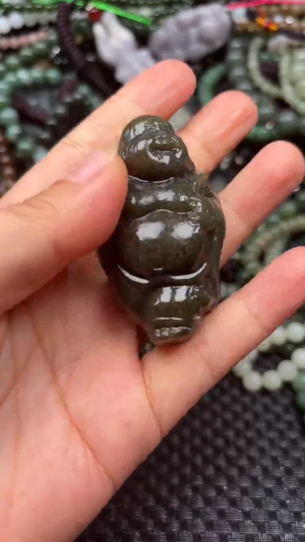 和田玉未镶嵌颈饰1